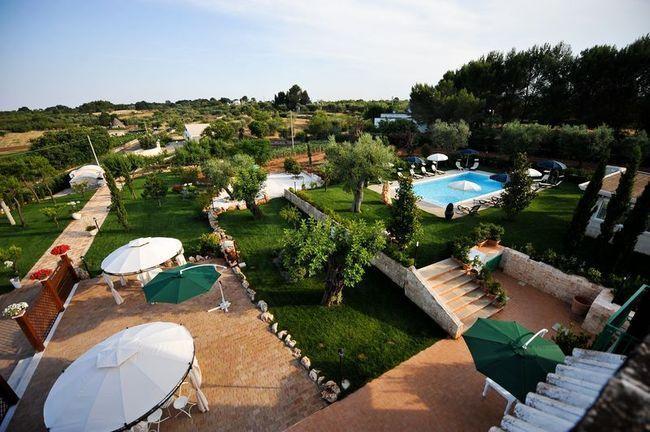 La Valle Del Cristallo B&B Cisternino Bagian luar foto